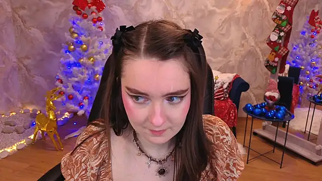 Snapshot of CloudGrace chatting on December 2025 06:13:02 PM CloudGrace online show from December 2025 06:13:02 PM