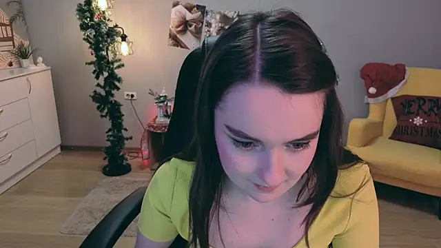 Snapshot of CloudGrace chatting on December 2025 03:23:02 AM CloudGrace online show from December 2025 03:23:02 AM