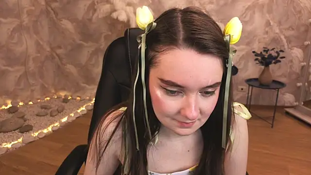 Snapshot of CloudGrace chatting on February 2026 06:17:02 PM CloudGrace online show from February 2026 06:17:02 PM