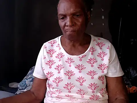 NaughtyGranny online show from November 2025 01:11:01 PM