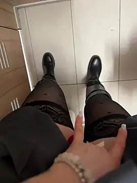 Wet  Bunny online show from March 2025 09:40:02 AM