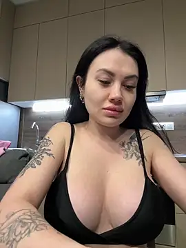 Wet  Bunny online show from October 2025 07:25:01 PM