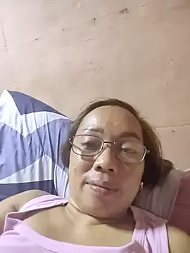 asianwet4u online show from October 2025 11:00:02 AM