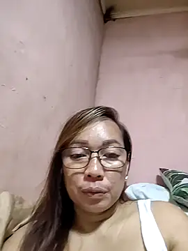 asianwet4u online show from February 2026 11:09:02 AM