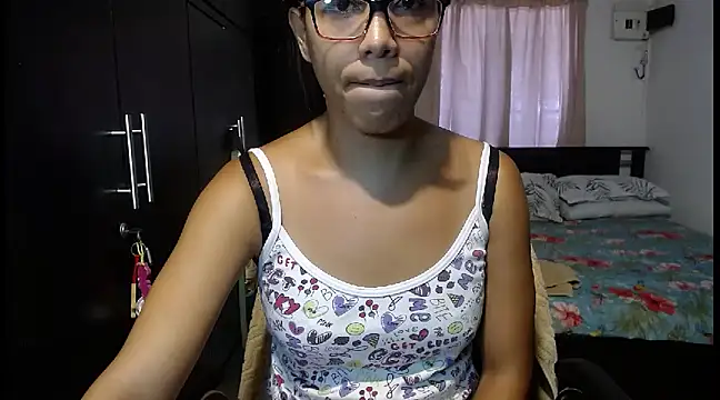 sensual nataliee online show from February 2025 07:40:02 PM