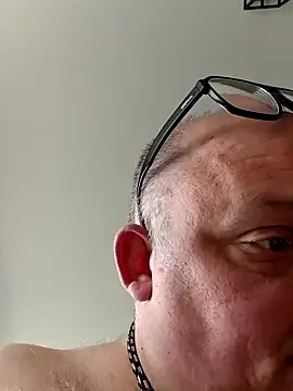 Bibear197511 online show from October 2025 08:26:01 AM