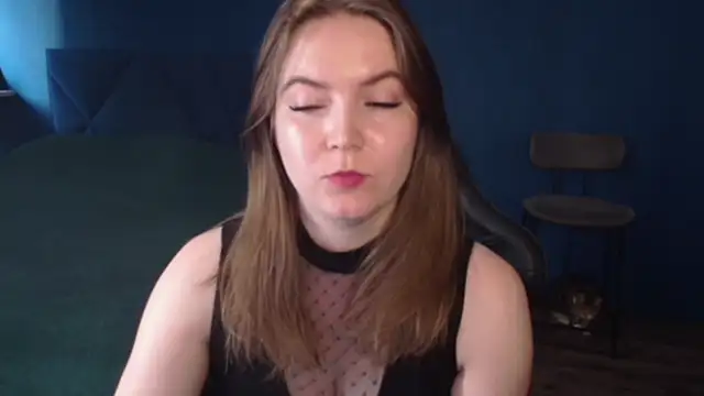 Snapshot of AlessaBlackMoon chatting on June 2026 12:53:02 PM AlessaBlackMoon online show from June 2026 12:53:02 PM