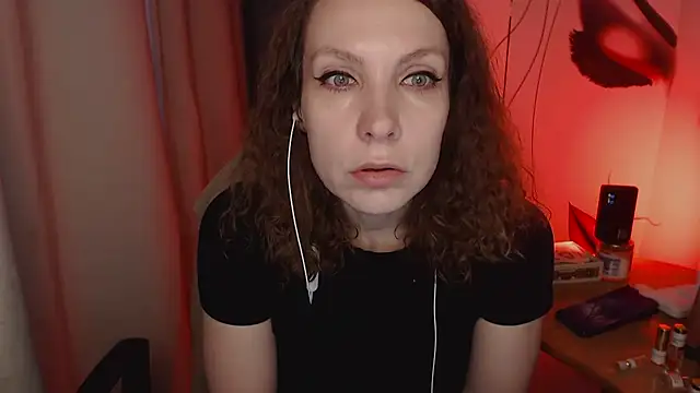 Snapshot of JohansonKatie chatting on January 2025 06:38:02 AM JohansonKatie online show from January 2025 06:38:02 AM