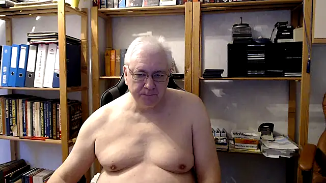 SchwanzhureXXL online show from January 2025 08:03:01 AM