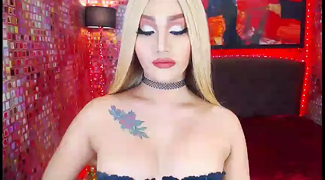 Snapshot of KylieMaxwellCaulfield_TS chatting on March 2025 12:26:02 AM KylieMaxwellCaulfield TS online show from March 2025 12:26:02 AM