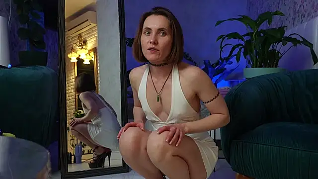 Snapshot of ClaraBendover chatting on March 2026 08:02:01 PM ClaraBendover online show from March 2026 08:02:01 PM