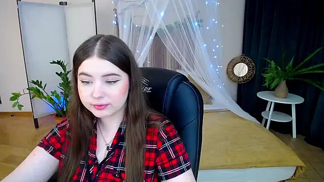 NicoleFoxery online show from January 2025 06:14:01 PM