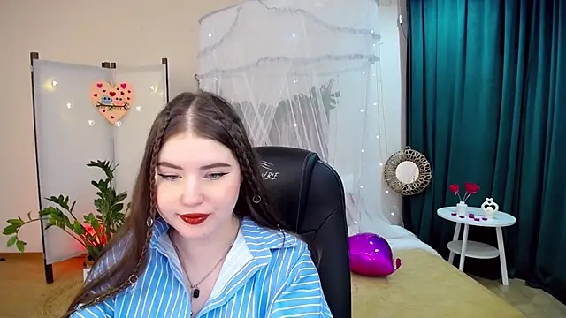 NicoleFoxery online show from February 2025 06:20:01 AM