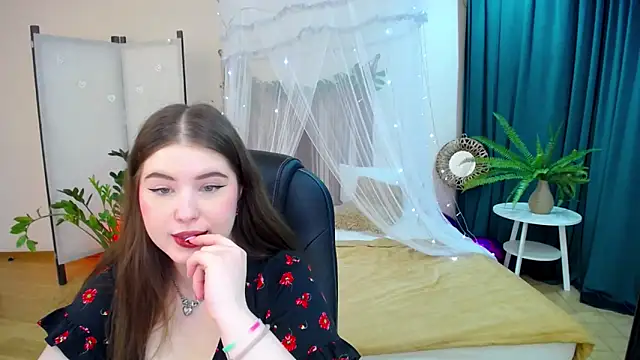 NicoleFoxery online show from March 2025 09:29:01 PM