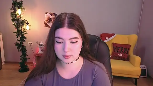 NicoleFoxery online show from December 2025 06:23:01 PM