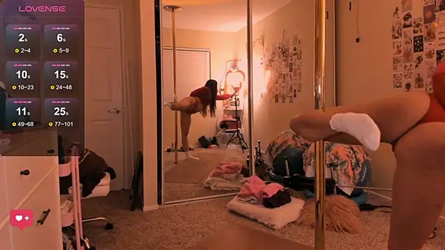 Evie-Luna online show from October 2025 02:43:02 AM