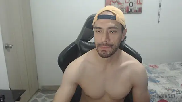 Snapshot of samuelgarcia_ chatting on July 2026 04:04:01 AM samuelgarcia online show from July 2026 04:04:01 AM