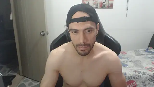 Snapshot of samuelgarcia_ chatting on July 2026 07:35:02 AM samuelgarcia online show from July 2026 07:35:02 AM
