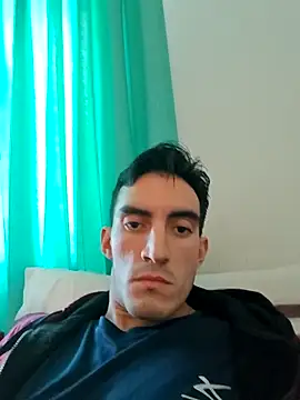 TommyMomentum online show from April 2026 08:04:01 PM