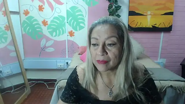 Snapshot of ZAMANTHA chatting on June 2026 03:47:01 PM ZAMANTHA online show from June 2026 03:47:01 PM