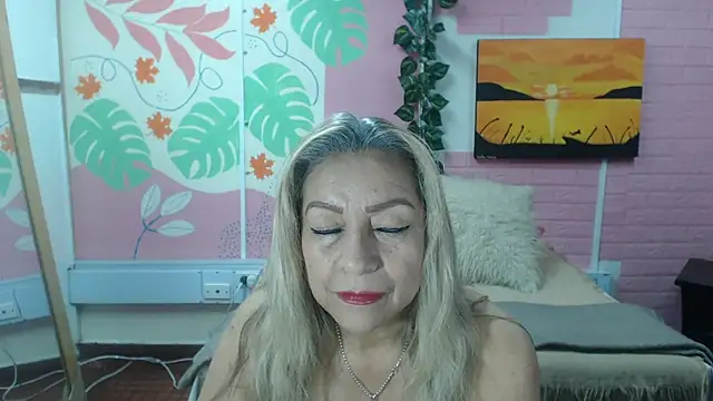 Snapshot of ZAMANTHA chatting on June 2026 03:50:02 PM ZAMANTHA online show from June 2026 03:50:02 PM