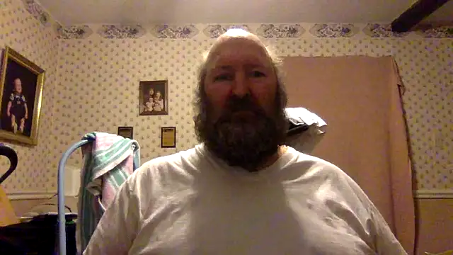 Snapshot of Drwhocares chatting on March 2026 07:41:02 PM Drwhocares online show from March 2026 07:41:02 PM