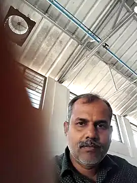 Snapshot of tz143143 chatting on February 2025 07:58:02 AM tz143143 online show from February 2025 07:58:02 AM