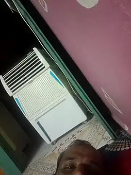 Snapshot of tz143143 chatting on March 2025 07:55:02 PM tz143143 online show from March 2025 07:55:02 PM