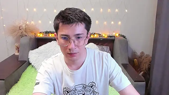 Snapshot of Yumi_steve chatting on March 2025 12:25:02 AM Yumi steve online show from March 2025 12:25:02 AM