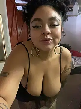 PrincessLauren420 online show from February 2025 06:32:02 PM