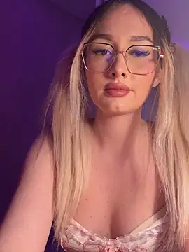 mollyxxx online show from February 2026 02:53:01 AM