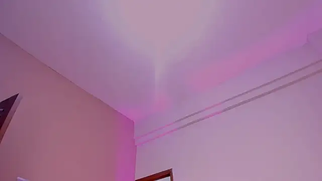 JupiteFox online show from July 2026 06:47:02 AM