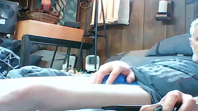Snapshot of Makowboy chatting on April 2026 07:53:02 PM Makowboy online show from April 2026 07:53:02 PM