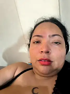 NIKOLE1301 online show from November 2025 02:39:02 PM