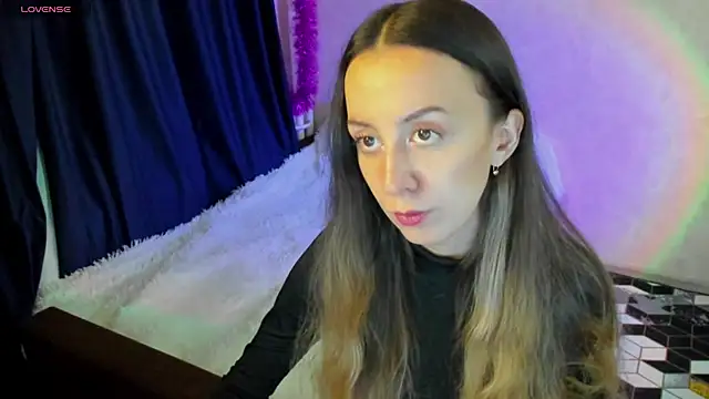 CurlySteph online show from December 2024 05:48:01 PM