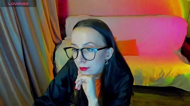 CurlySteph online show from January 2026 07:11:01 PM