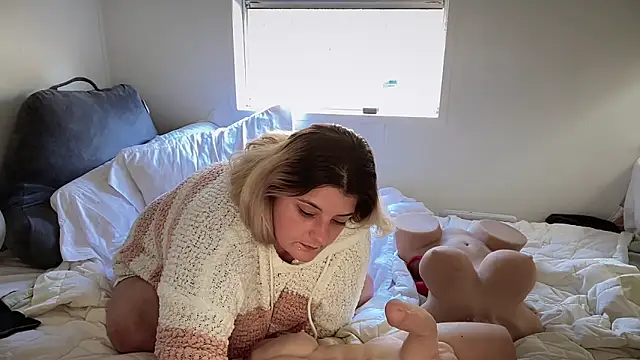 magicsparkles online show from December 2024 07:15:02 PM