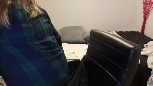 magicsparkles online show from April 2026 02:36:02 AM