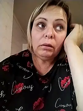 EvaCristal online show from September 2025 05:07:01 AM