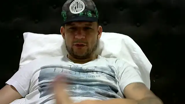 Snapshot of altenori112 chatting on February 2025 02:17:02 AM altenori112 online show from February 2025 02:17:02 AM