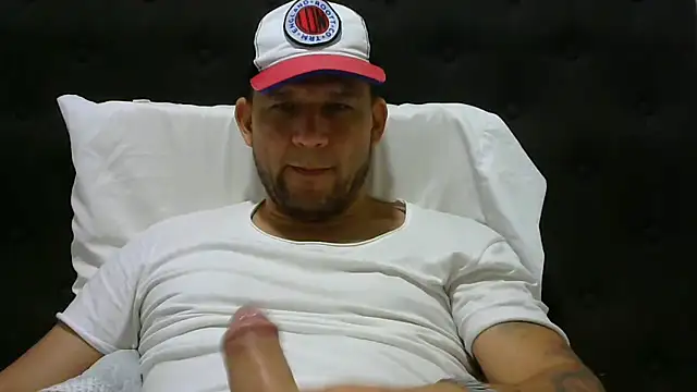 Snapshot of altenori112 chatting on February 2025 12:49:01 AM altenori112 online show from February 2025 12:49:01 AM