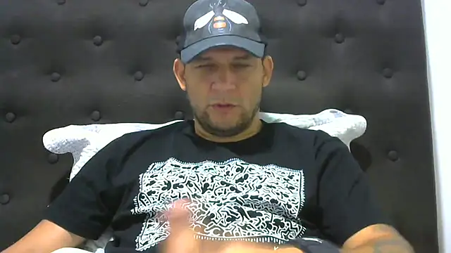 Snapshot of altenori112 chatting on March 2025 03:36:02 PM altenori112 online show from March 2025 03:36:02 PM