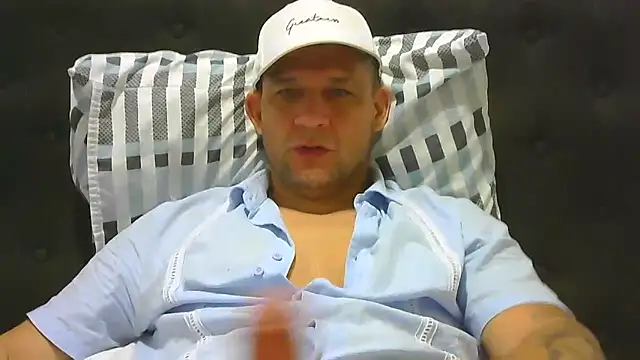 Snapshot of altenori112 chatting on September 2025 02:43:01 PM altenori112 online show from September 2025 02:43:01 PM