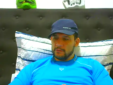 Snapshot of altenori112 chatting on October 2025 01:28:01 AM altenori112 online show from October 2025 01:28:01 AM