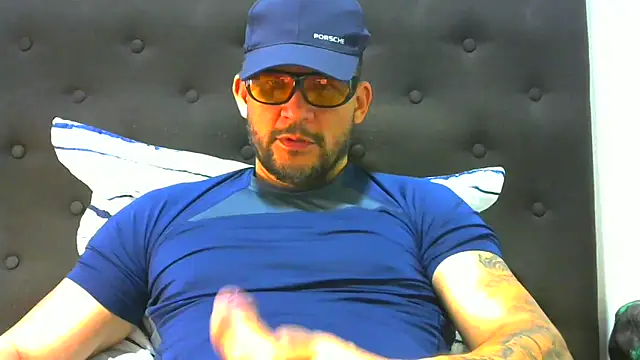 Snapshot of altenori112 chatting on November 2025 10:21:01 PM altenori112 online show from November 2025 10:21:01 PM