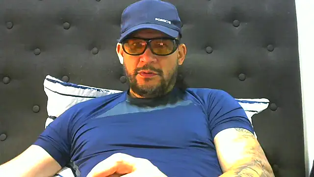 Snapshot of altenori112 chatting on November 2025 01:01:01 PM altenori112 online show from November 2025 01:01:01 PM