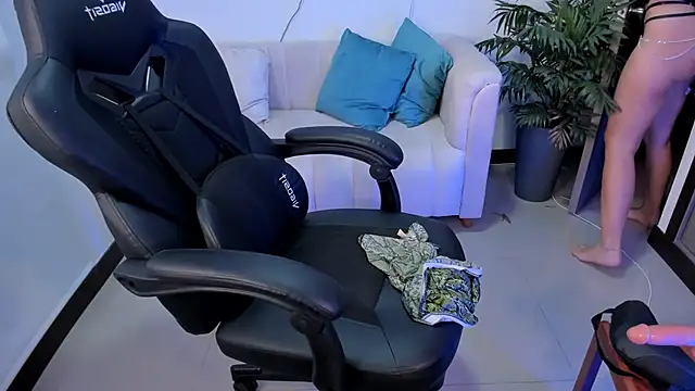 SaraParker  online show from January 2025 02:00:02 AM