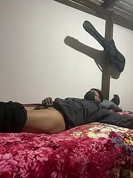 Snapshot of eamisay chatting on April 2026 04:51:01 AM eamisay online show from April 2026 04:51:01 AM