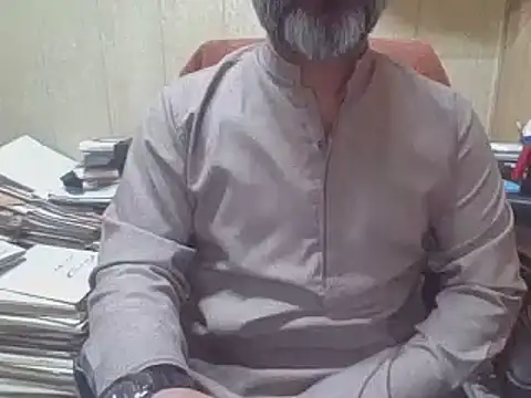 hairymaster95 online show from November 2025 04:12:01 AM