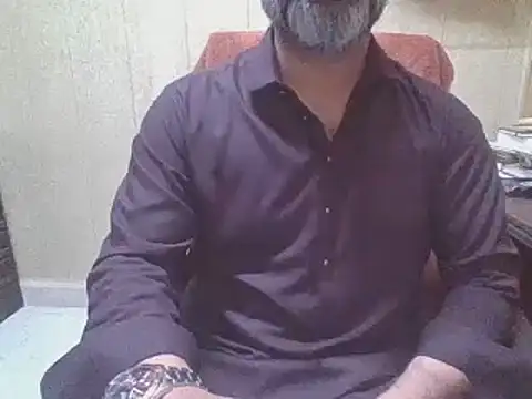 Snapshot of hairymaster95 chatting on May 2026 04:41:02 AM hairymaster95 online show from May 2026 04:41:02 AM